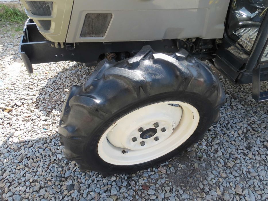 Yanmar японський мінітрактор трактор