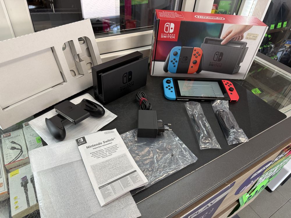 Oryginalna konsola Nintendo Switch V1, bdb stan, komplet