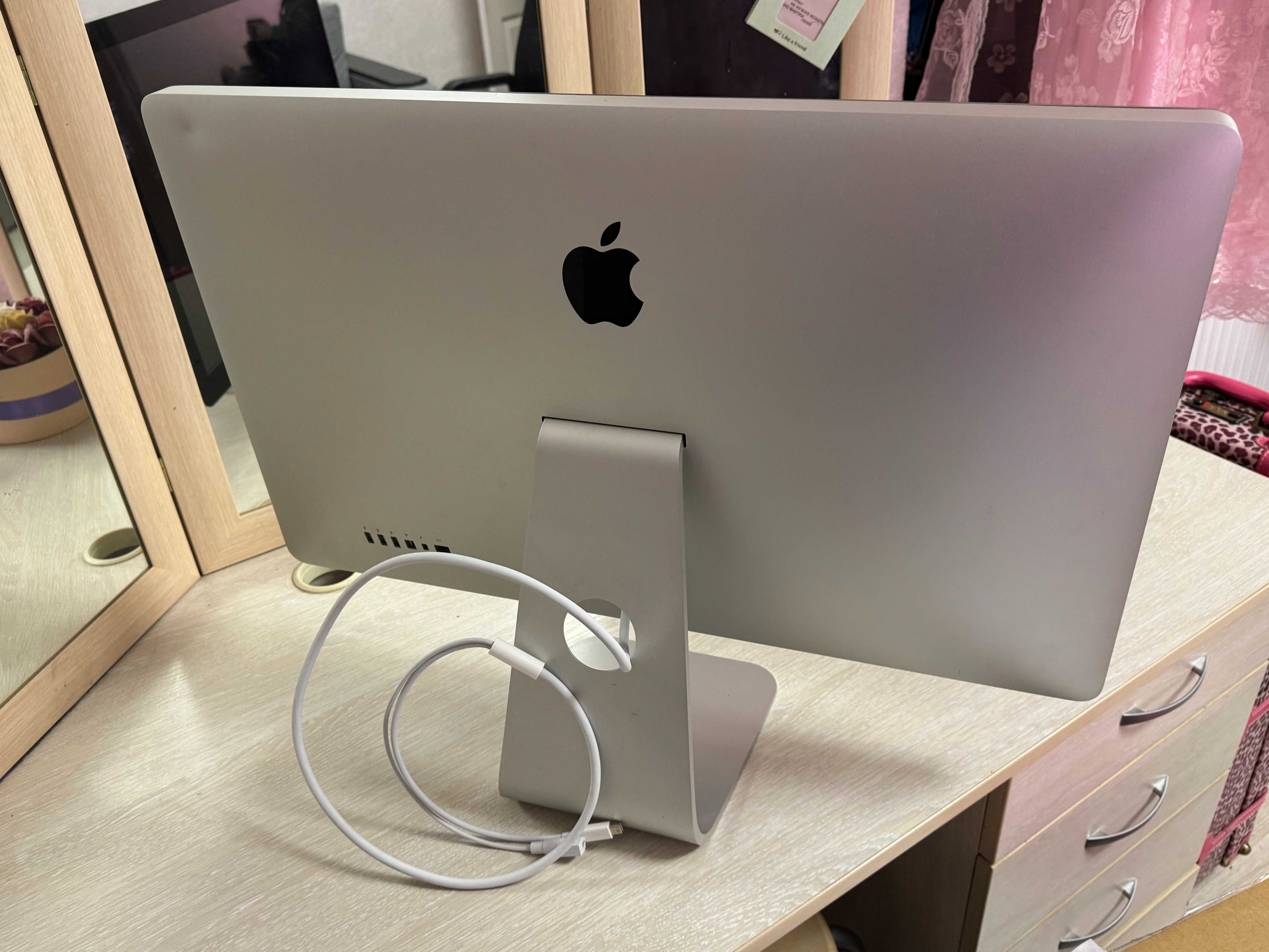 Apple Thunderbolt Display MC914LL/A (Монітор)