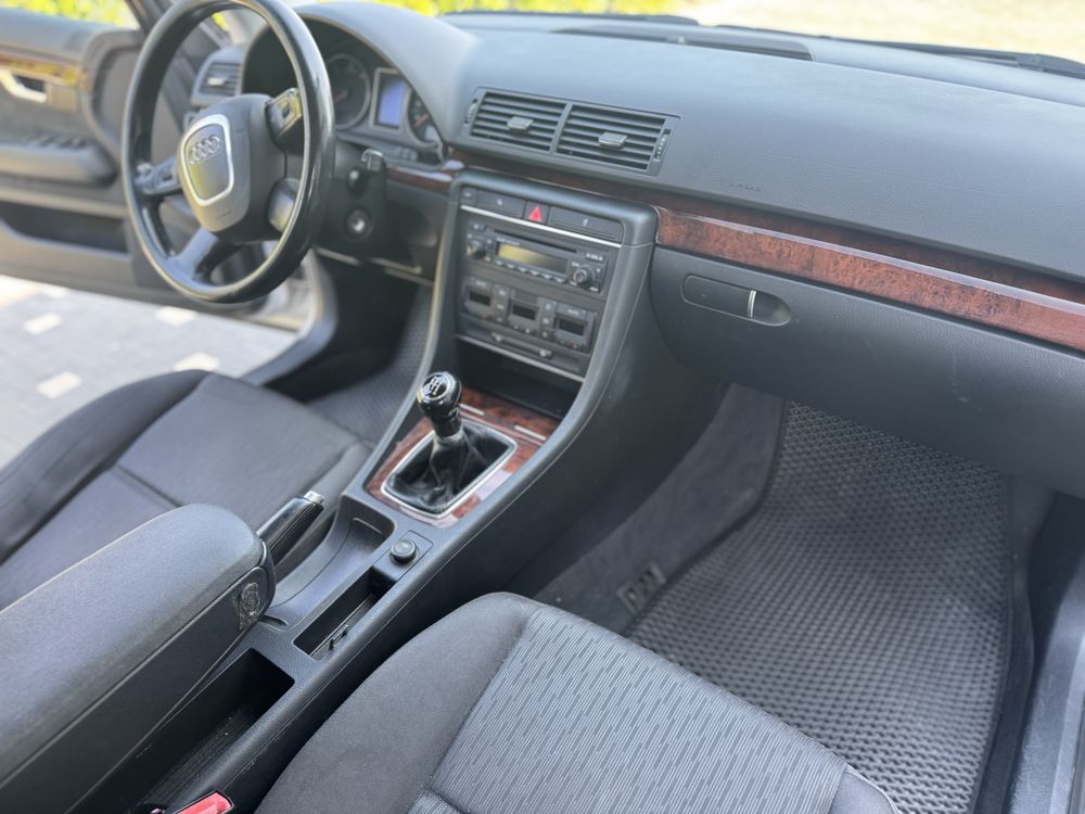 Audi A4 B7 Седан Ауді А4 1.9 TDI Гарний Стан гарний економна обслужена