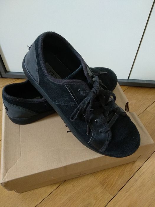 Кросівки мокасини UGG р.35 (24 см)