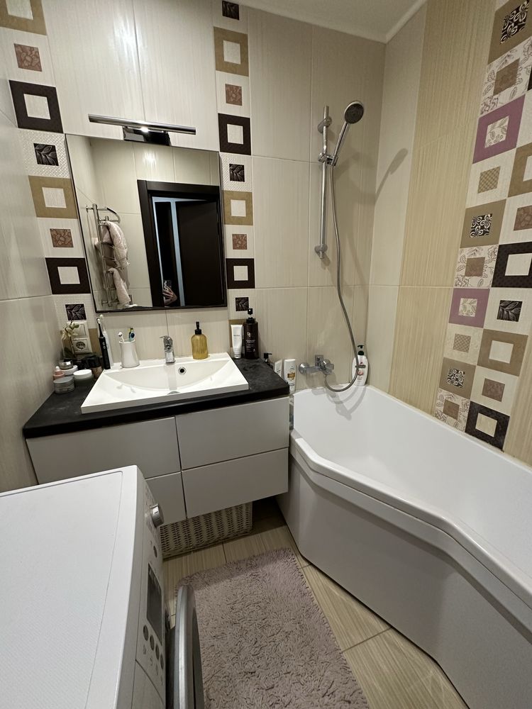 Продаж 3к квартири, Коцюбинське. Вул.Доківська 9.