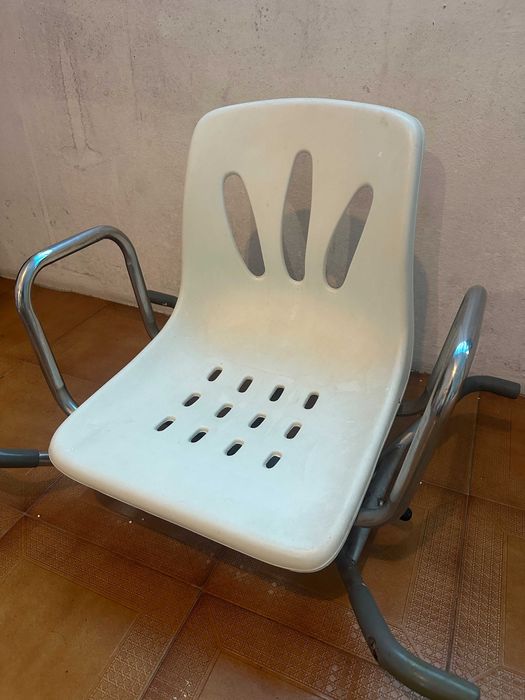 Cadeira de banho rotatória em inox