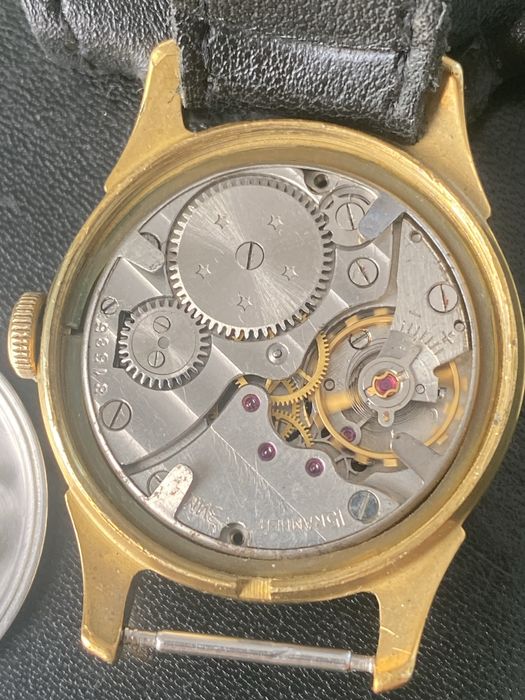 Годинник Маяк продам .