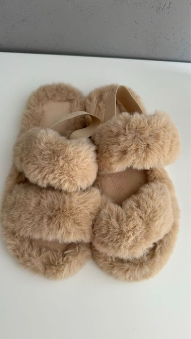 Тапки United colors of Benetton оригінал. Нові. 40 розмір