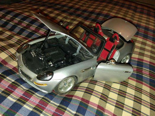 Miniatura BMW Z8