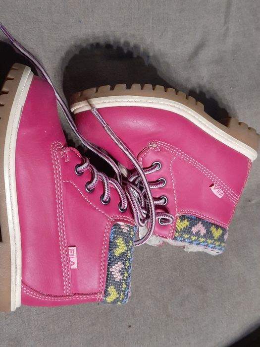 Ботинки кожаные детские осенние и 22-24р