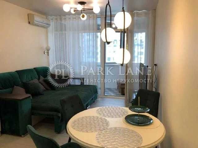 Продаж 2-кім  Сверстюка Євгена (Раскової Марини)  6а  Галактика