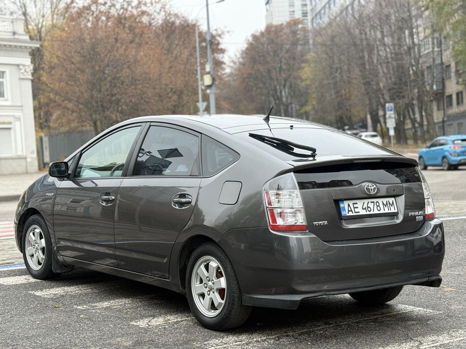 Toyota Prius в отличном состоянии
