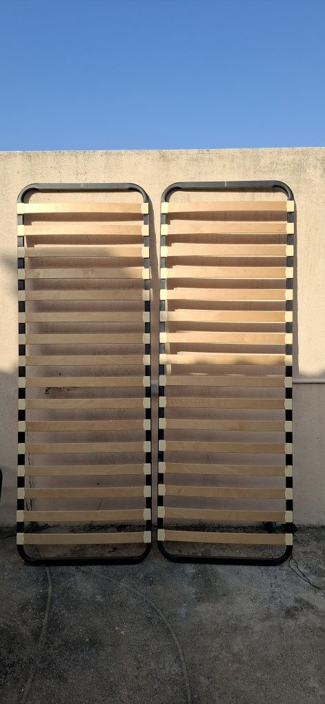 2 estrados 70cm X 200cm