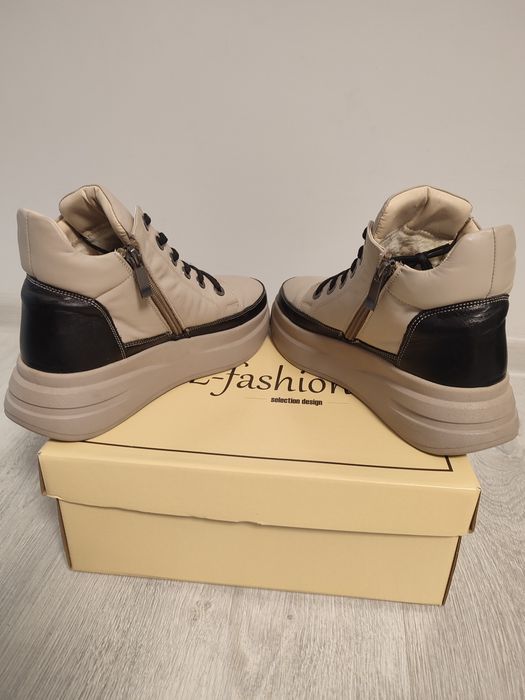 Жіночі зимові шкіряні черевики