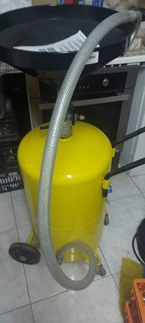 Aspirador de óleo novo.
80l
200 euros