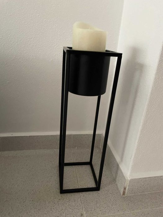 Vários objetos de decoração