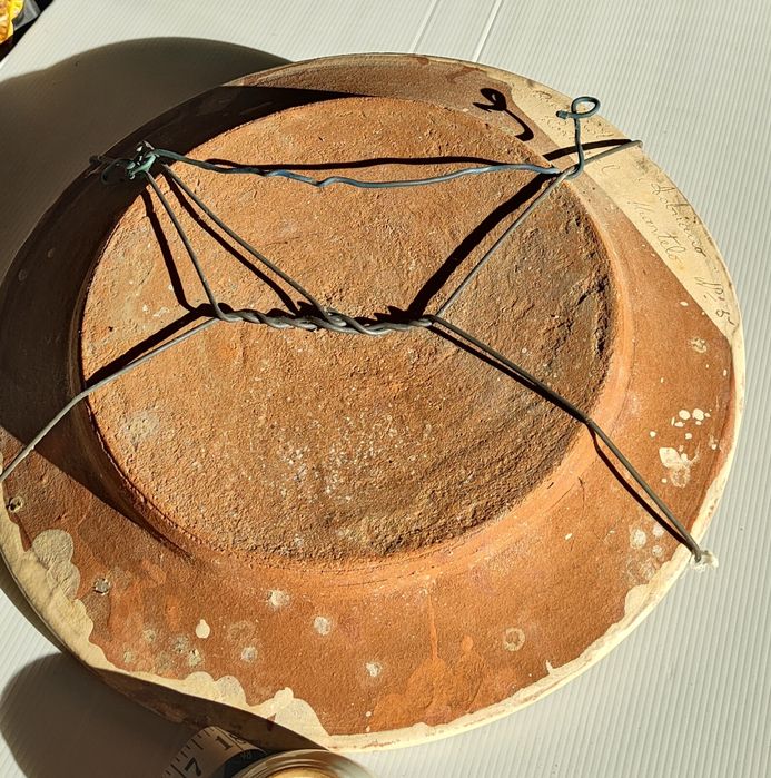 2 Pratos barro Redondo Adriano Martelo 43 cm