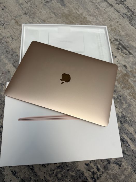 MacBook Air 2020 M1 8/256gb Gold