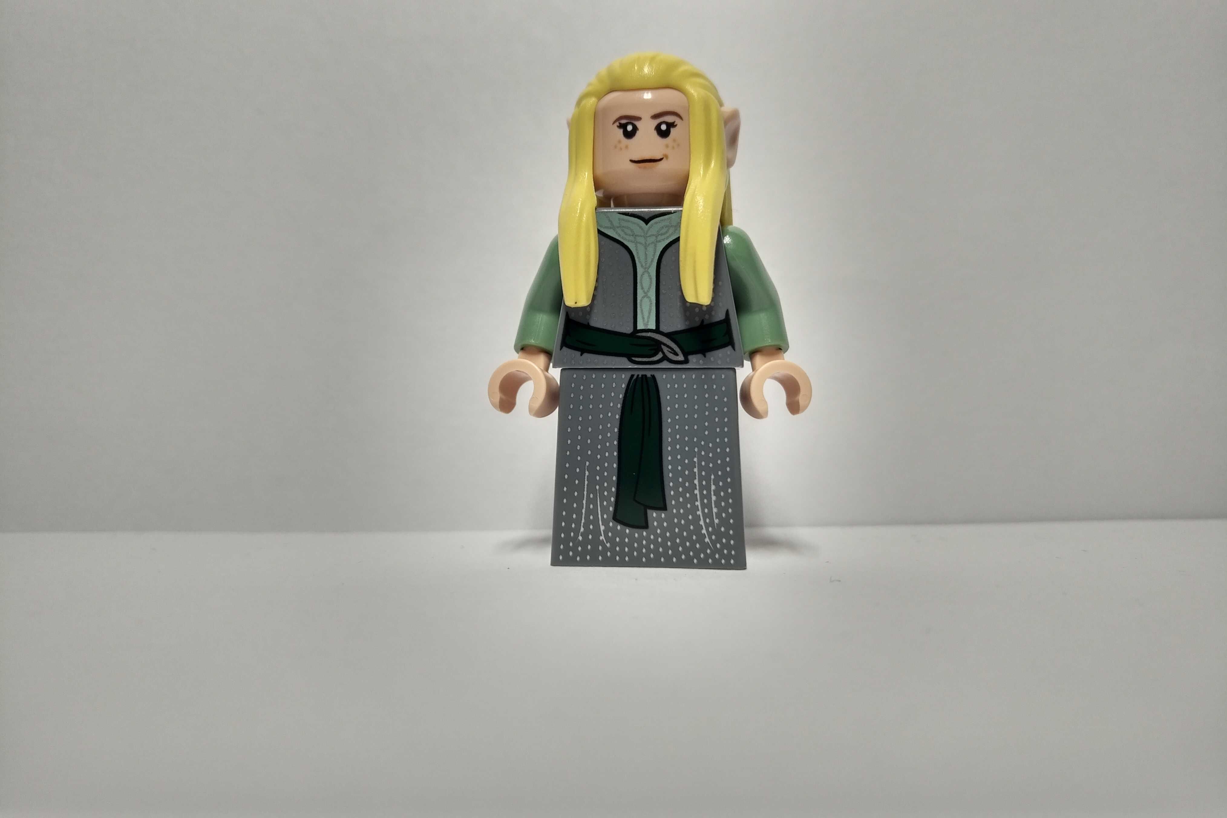 Lego figurka Lord of the Rings władca pierścieni lor120 Elfka