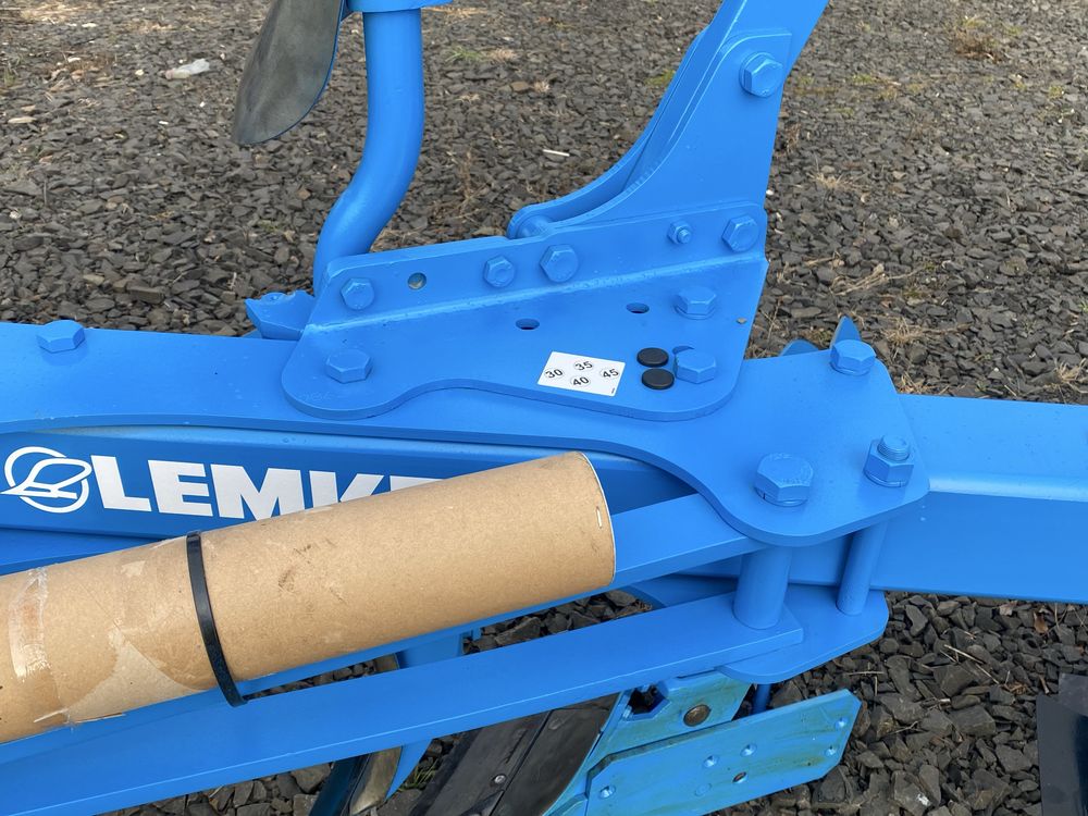 Плуг оборотний навісний 5ти корпусний. Lemken Europal 7,4+1