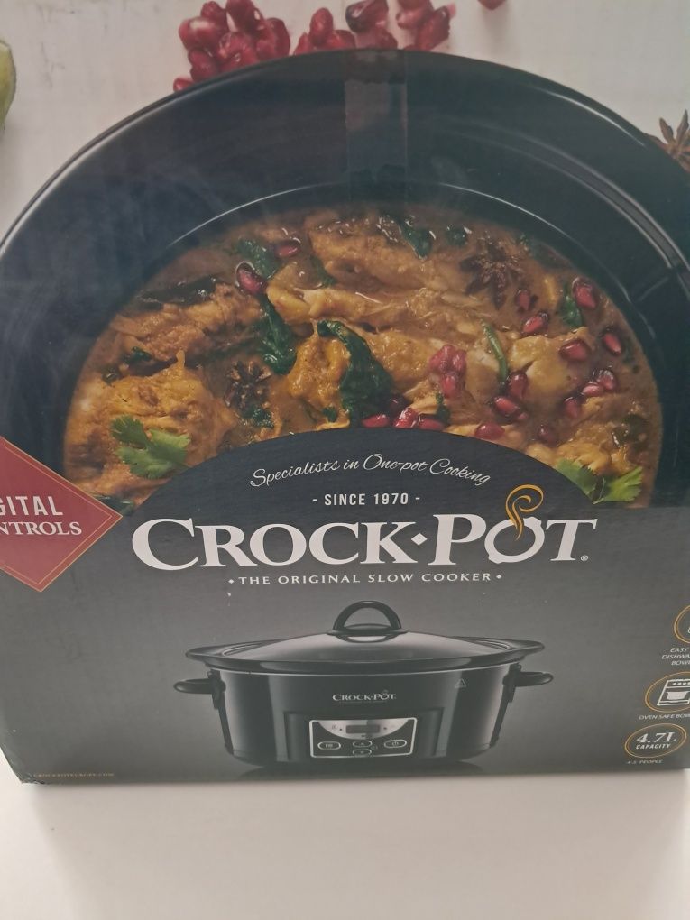 Crock pot - slow cooker