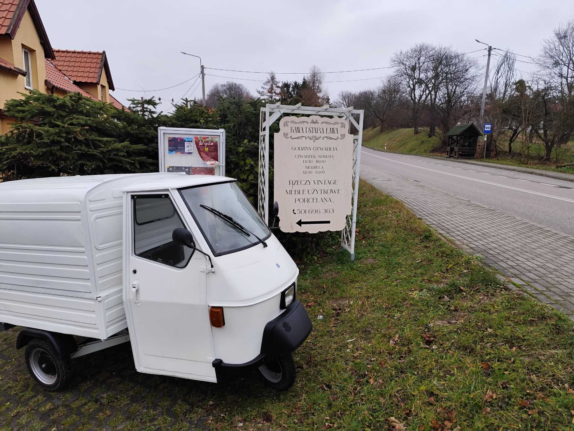 Prosecco van. Piaggio Ape 50