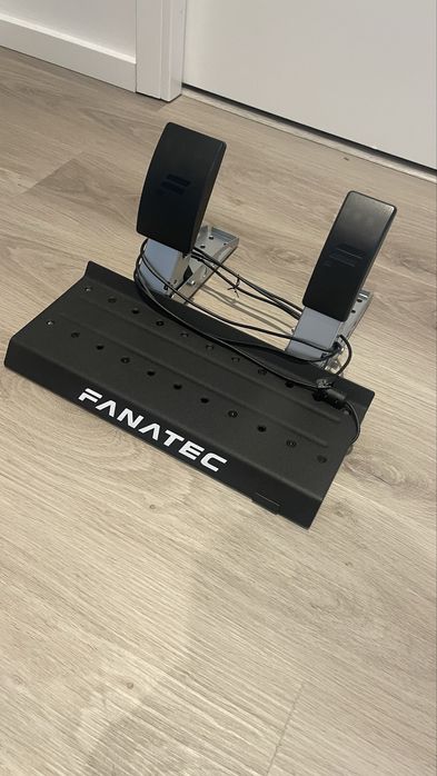 Fanatec DD5nm Bundle completo
