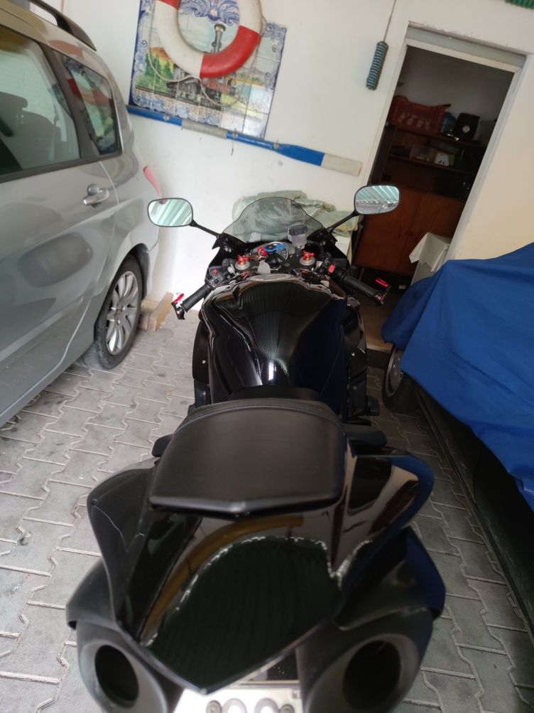 Yamaha YZF R1 2004