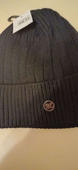 Czapka męska  ocieplana Nowa z metką