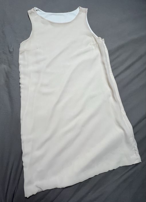 Prosta kremowa sukienka XS polski projektant szafa kapsułowa ecru