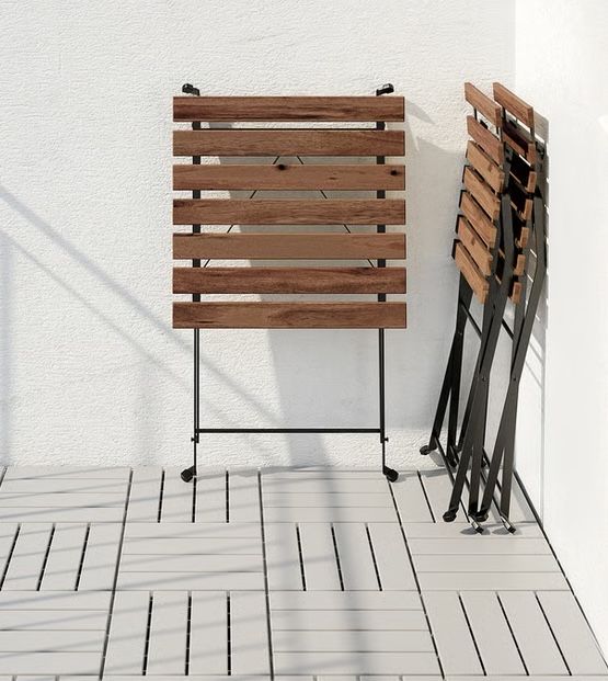 Mesa e cadeiras de exterior