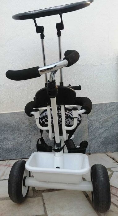 Triciclo criança
