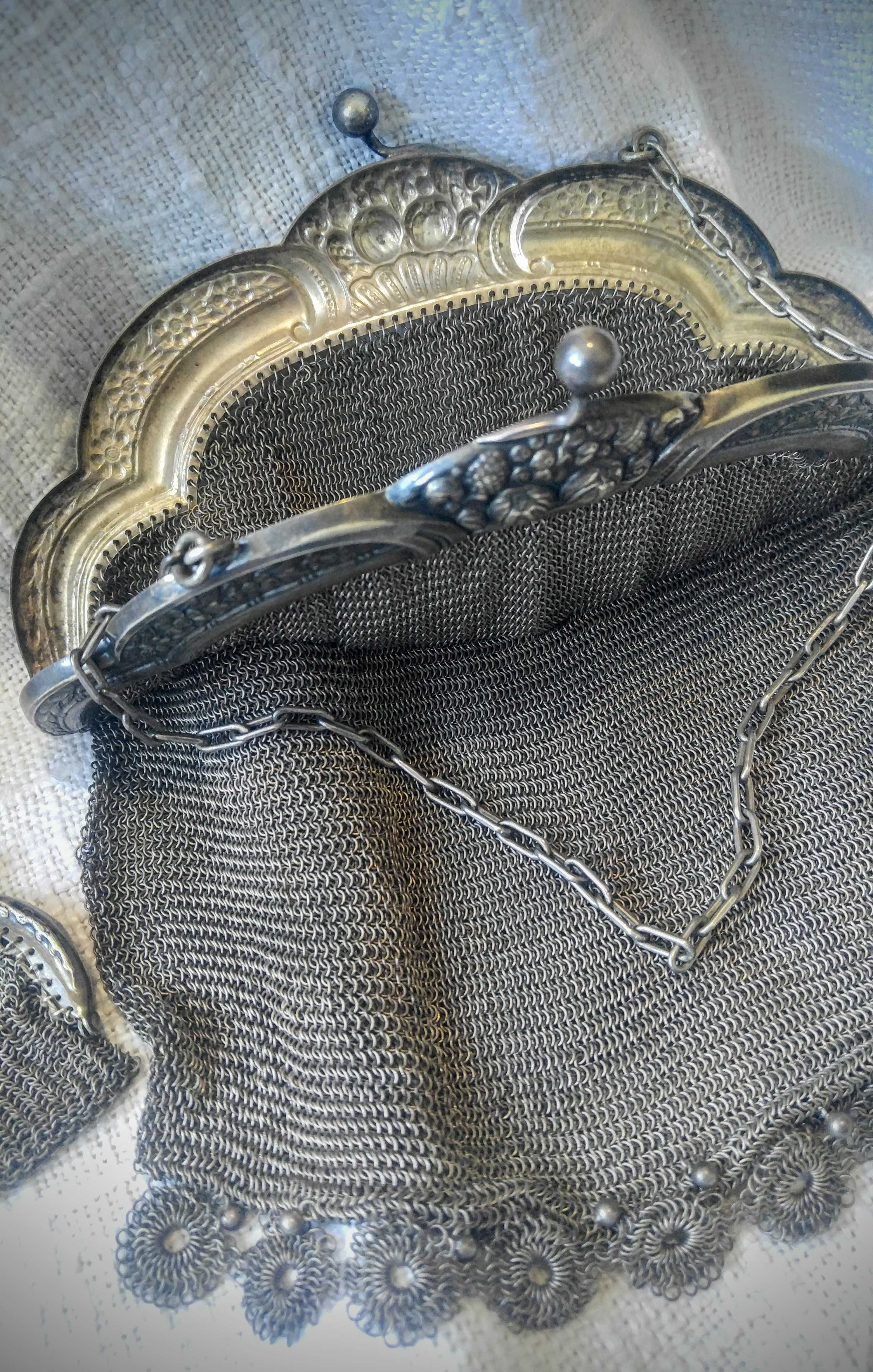 Антикварная немецкая серебряная сумочка
