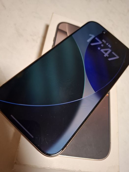 Sprzedam IPhone 16 PRO 128GB