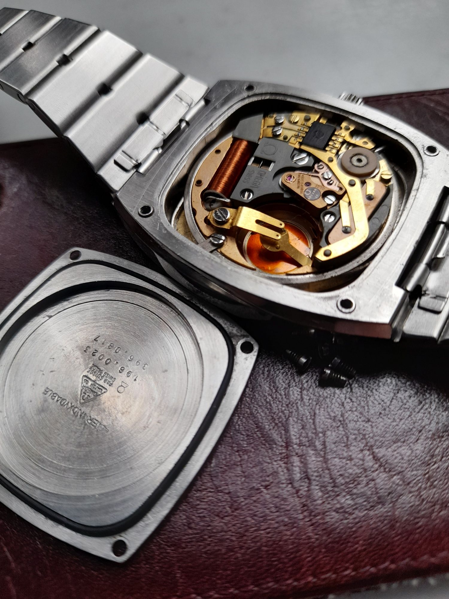 Omega Megaquartz 32 KHz Seamaster