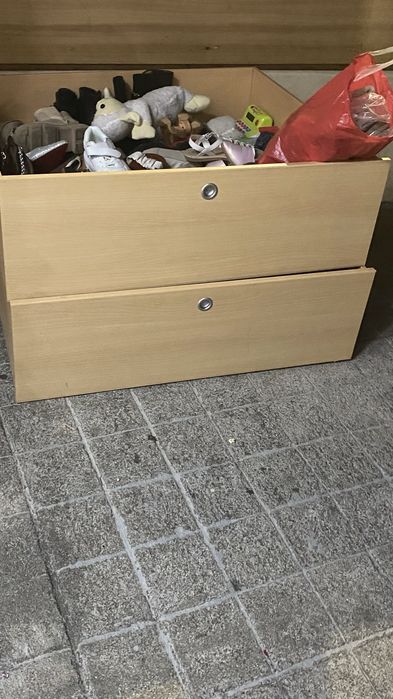 Cama com bicama duas gavetas grandes e dois colchoes