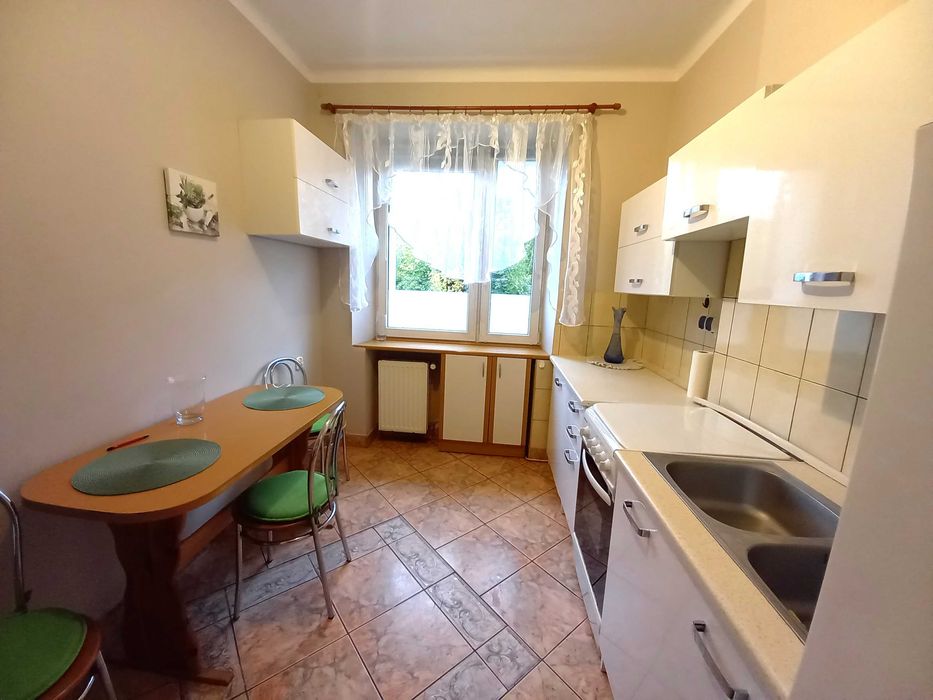 Do wynajęcia M3 46m2 parter, rozkładowe 2 pokoje, os. Stoki