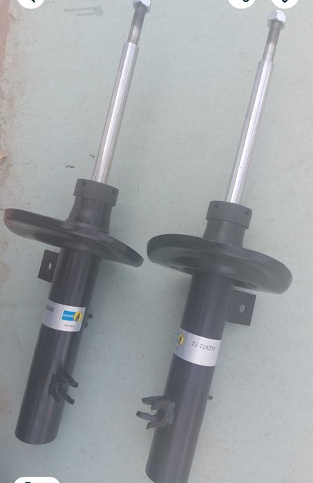 Amortecedores novos para Peugeot 208 (BILSTEIN)