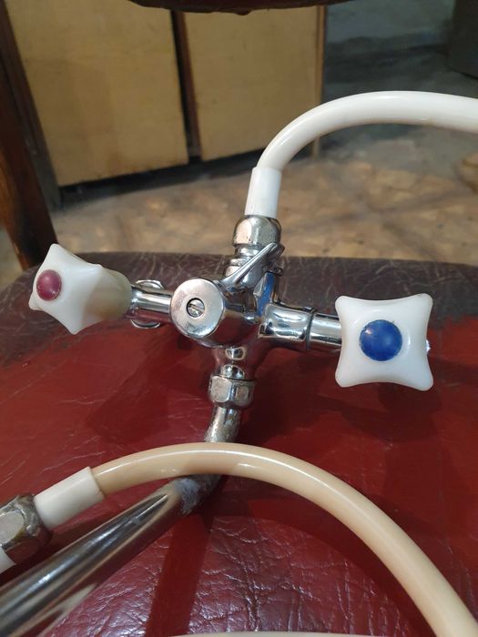 Змішувач настінний з душом (латуний) в-во Суми (Україна)