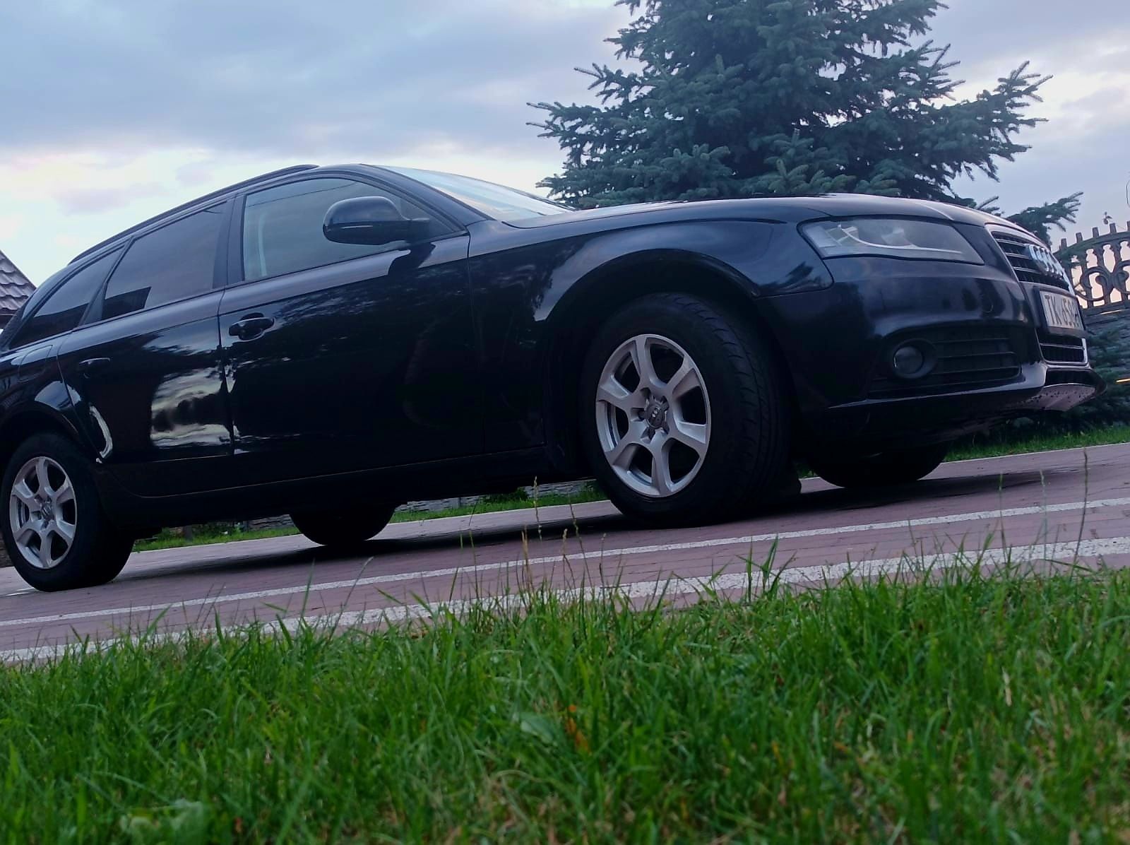 Sprzedam Audi A4 b8 2 .0 tdi 2011 rok
