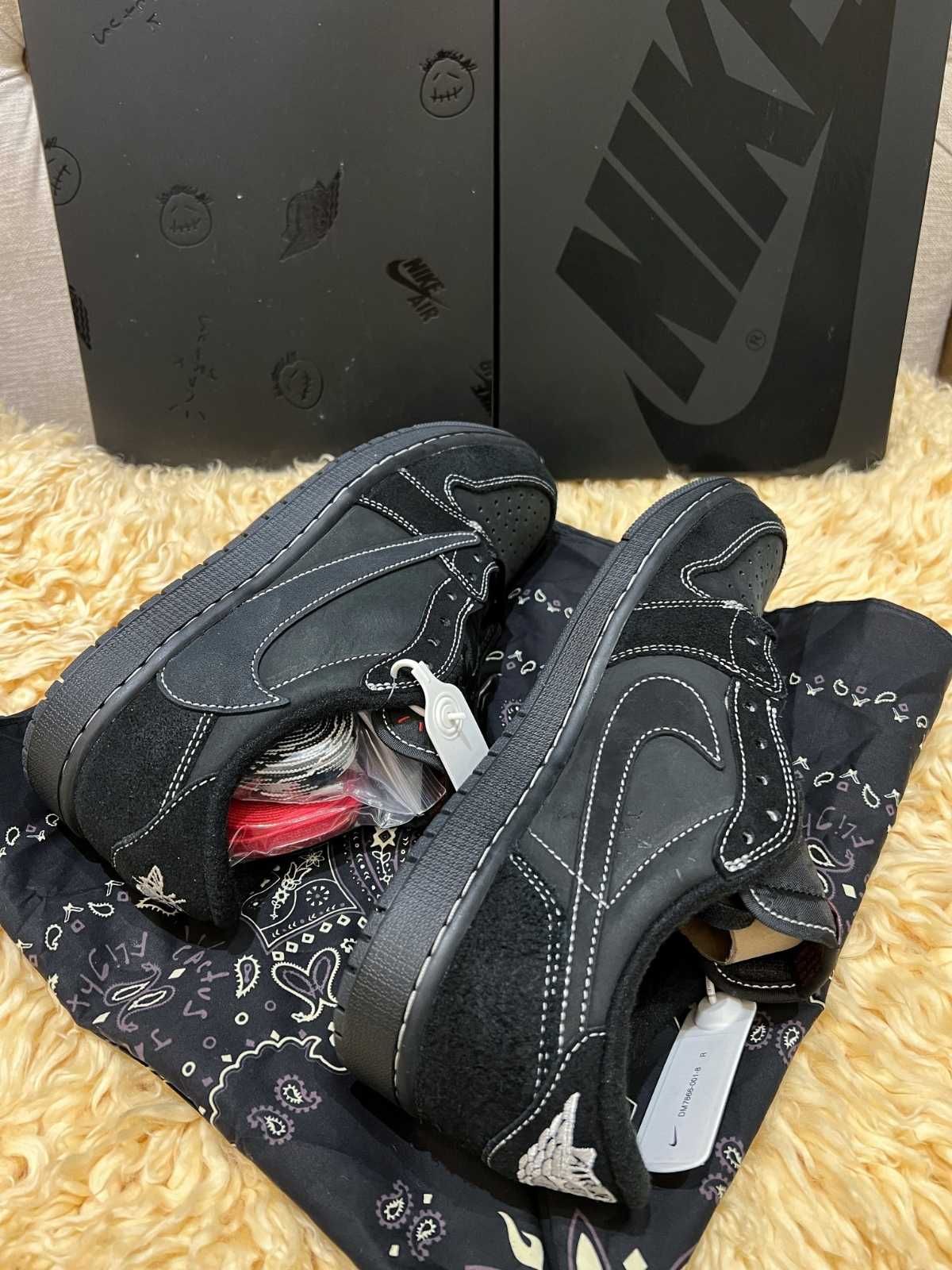 Buty Jordan 1RetroLowOGSP TravisScottBlackPhantom Trampki Moda R.43