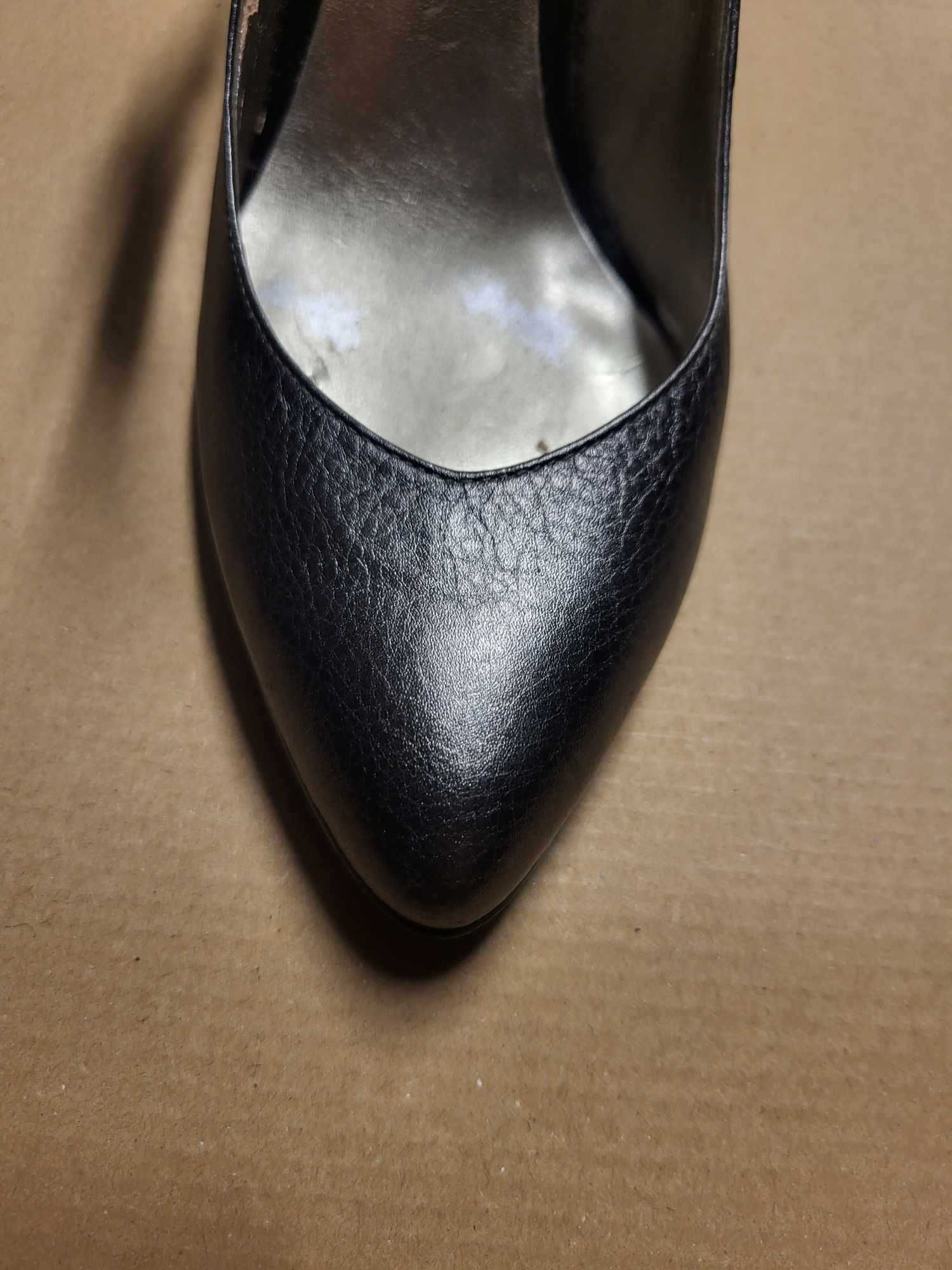 Sapatos Cinza Metalizado - Nine West