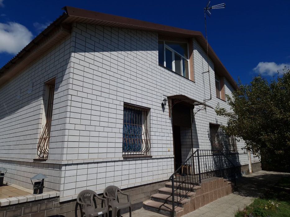 Продаж будинку, Куліші, 10 хвилин до Лівого берега