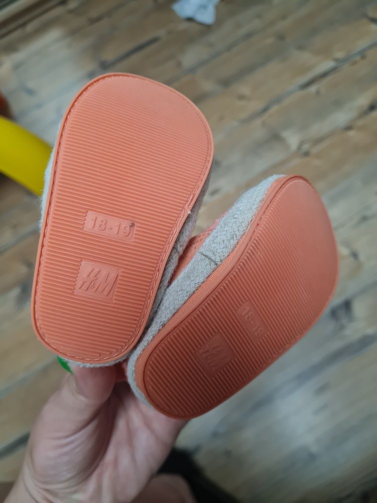 Espadryle buty letnie dziewczęce niechodki H&M rozm 18/19 z koronką