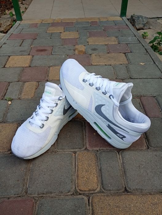 Кроссовки  Nike Air Max Zero 45 / 46