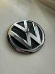 Продам значок volkswagen