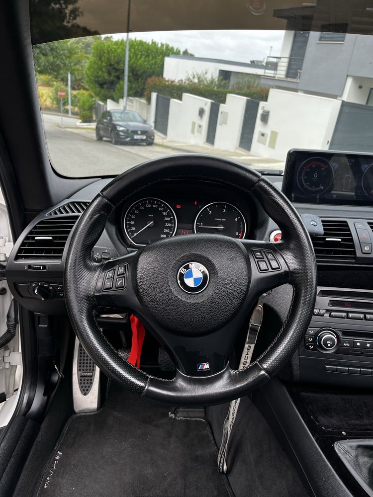 Bmw serie 1 120D E82