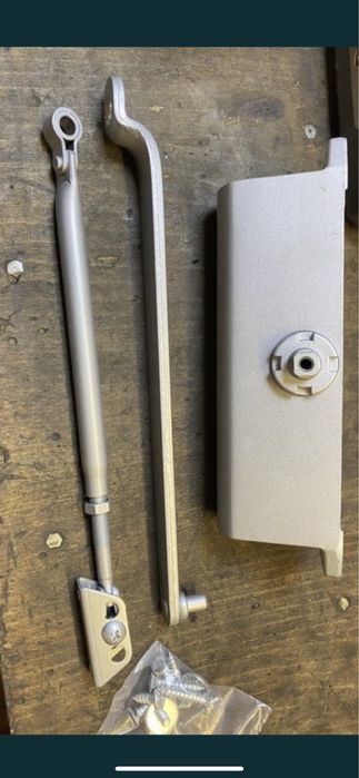 Доводчики дверей KING