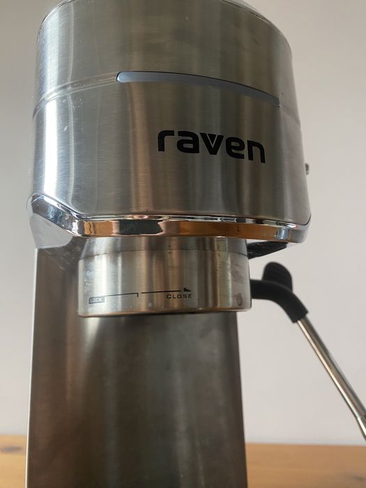 Ekspres kolbowy Raven