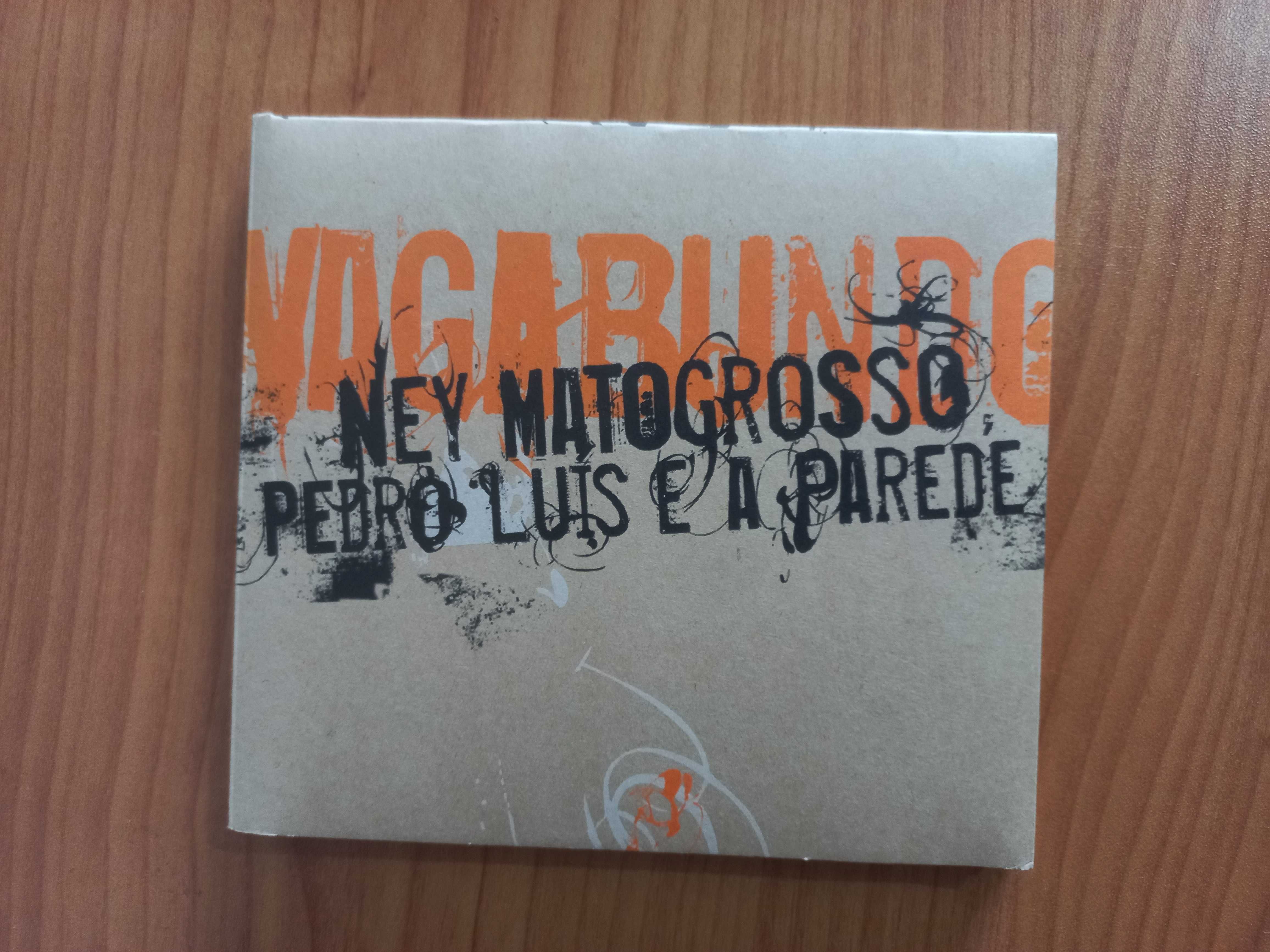 Álbuns (CD)    I