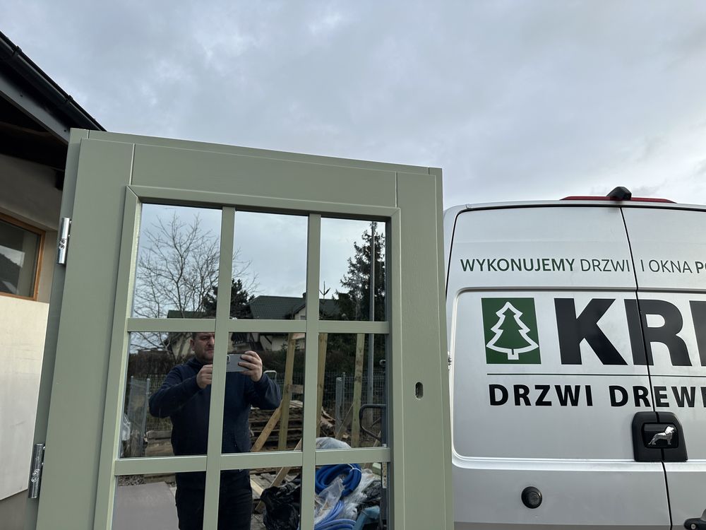 Drzwi zewnętrzne drewniane Angielskie 7023 na wymiarMontaż cała Polska