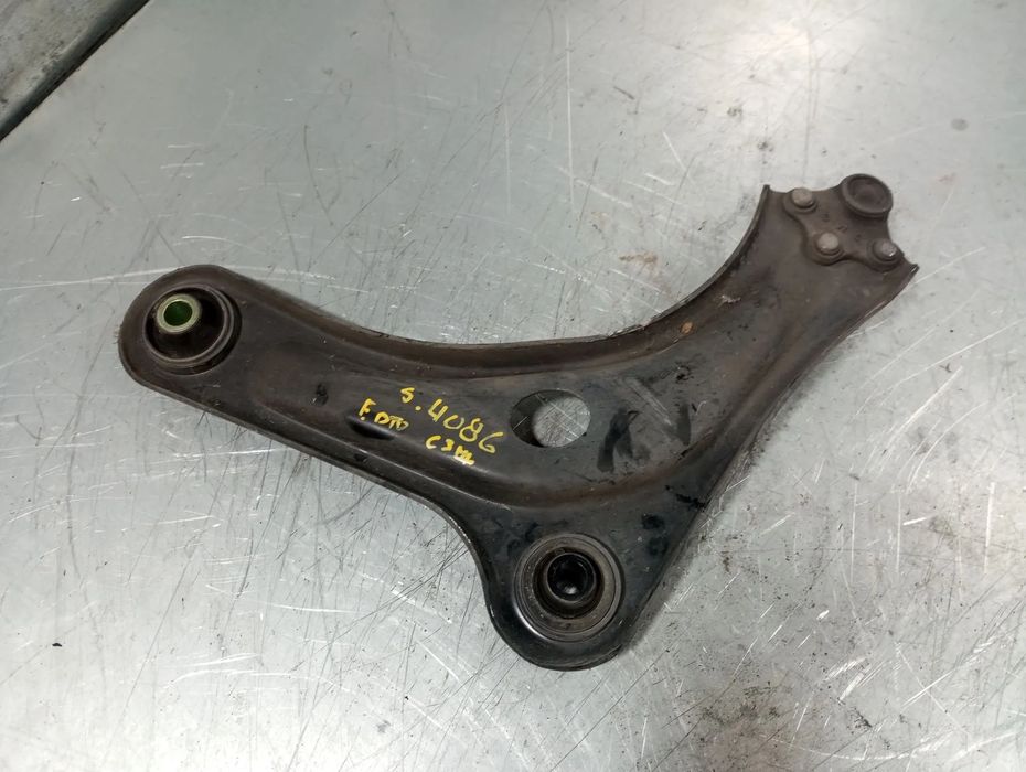 Braço de suspensão frente direito CITROËN C3 III (SX)