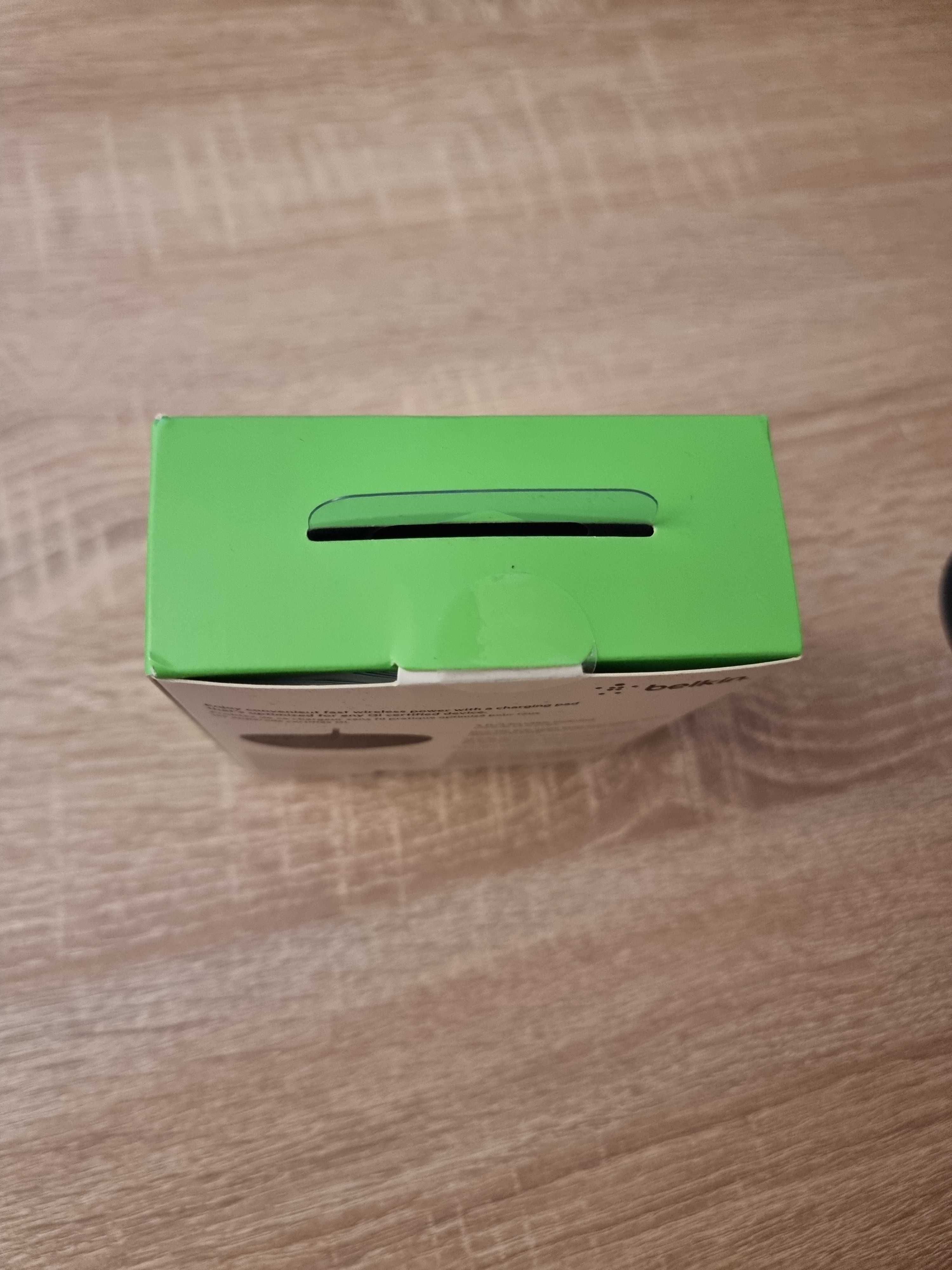 Ładowarka indukcyjna Belkin ‎WIA002BTBK 15w